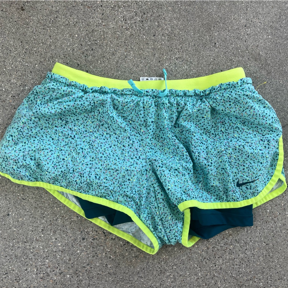 Nike dri-fit Running Shorts (small)